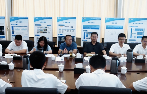 城發(fā)城市更新公司召開“以實干作答，用實績交卷，靠奮斗出彩”全員擂臺賽暨2022年度及2023年年中述職評議會.png