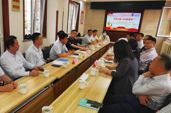 聯動融合 激活公房管理和老建筑保護“新活力”—房產經營公司聯合市住建局、交通銀行開展主題黨日活動